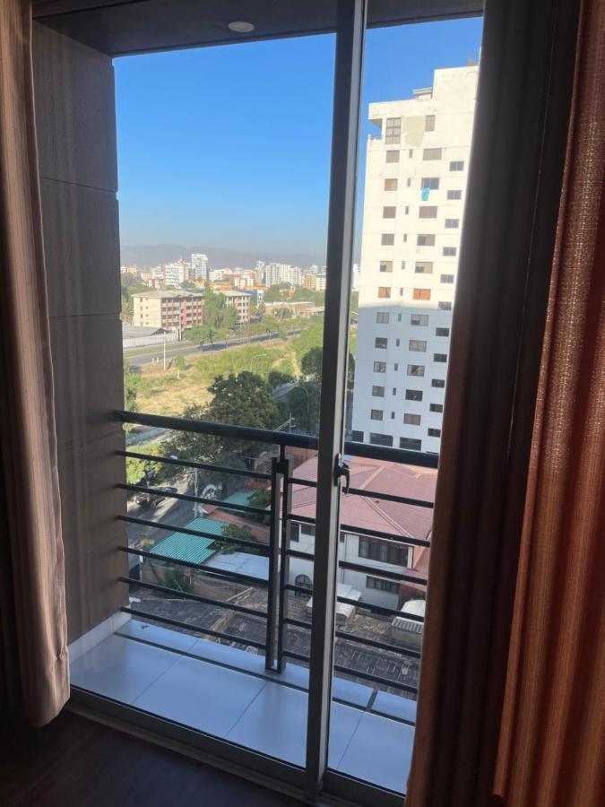 Hermoso Garzonier 7E Torres Puente Muyurina Cochabamba Exteriör bild